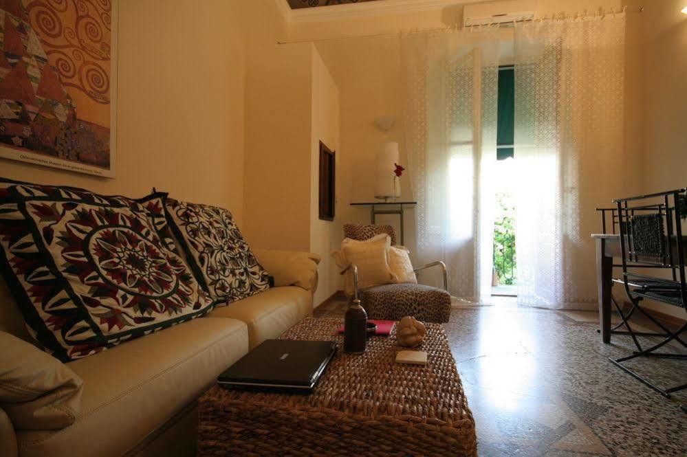 B&B Emily'S Rooms Florenţa Exterior foto